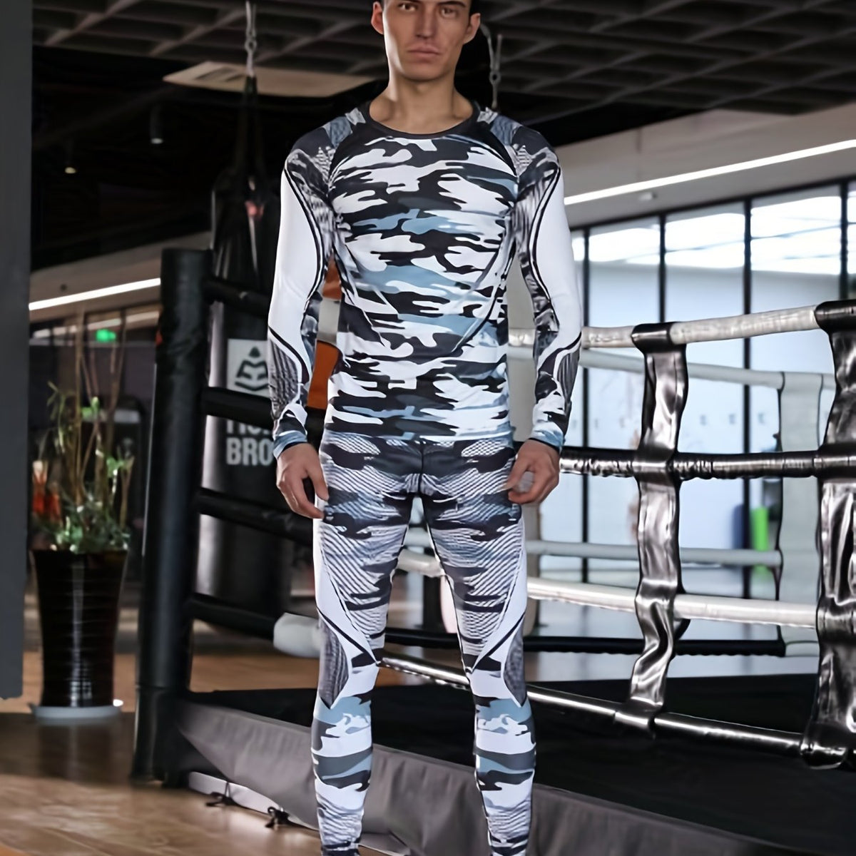 2pcs Men's Camo Sweatshirt & Leggings - Quick Dry & High Stretch