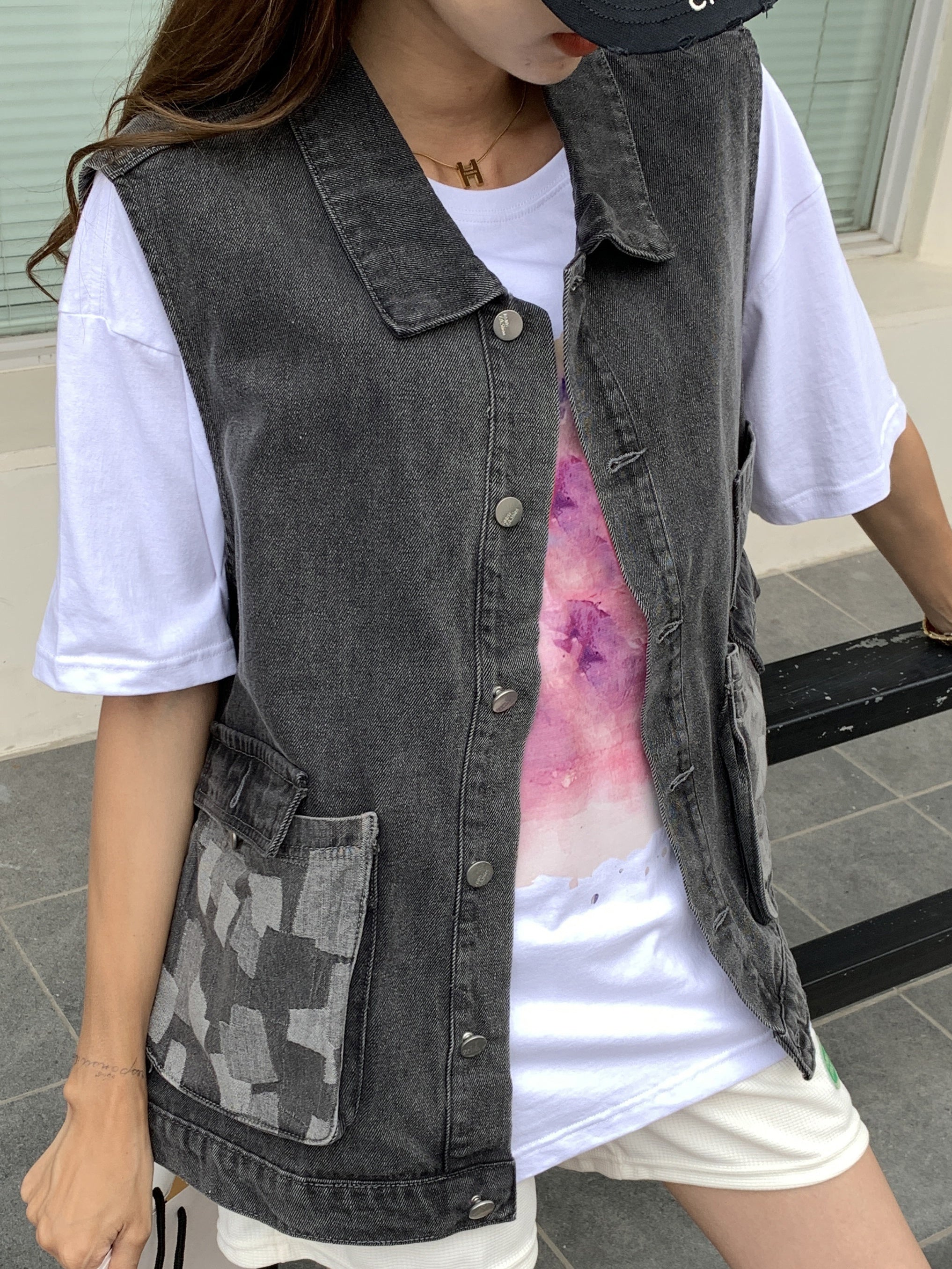  Colorblock Button-Up Denim Jacket