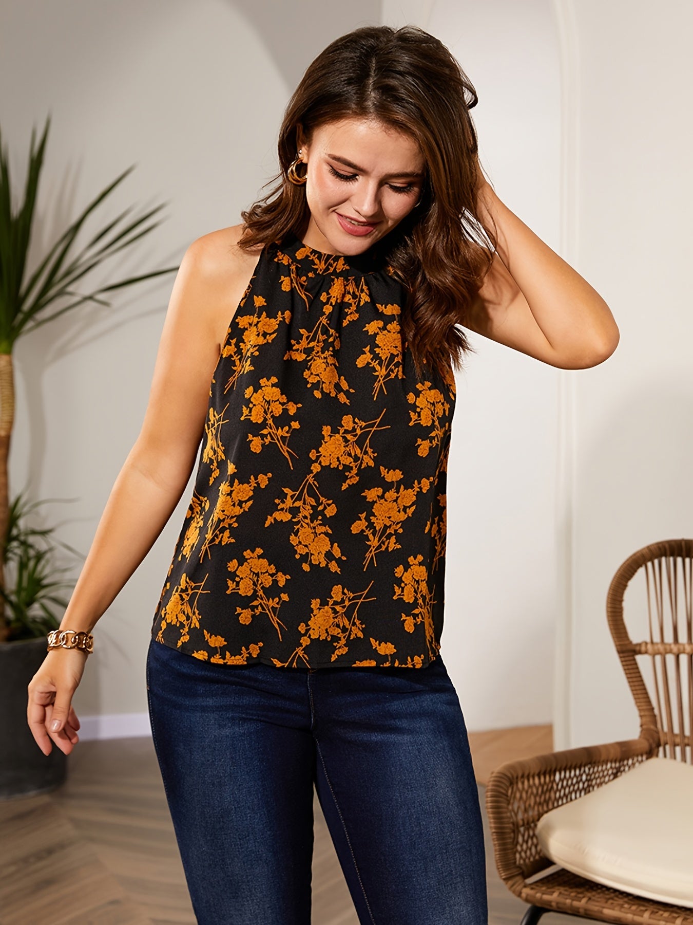 Floral Print Round Neck Tank Top, Plus Size