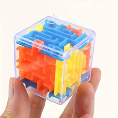 6pcs 3D Mini Maze Toys Puzzle Toys Rotating Random Colors