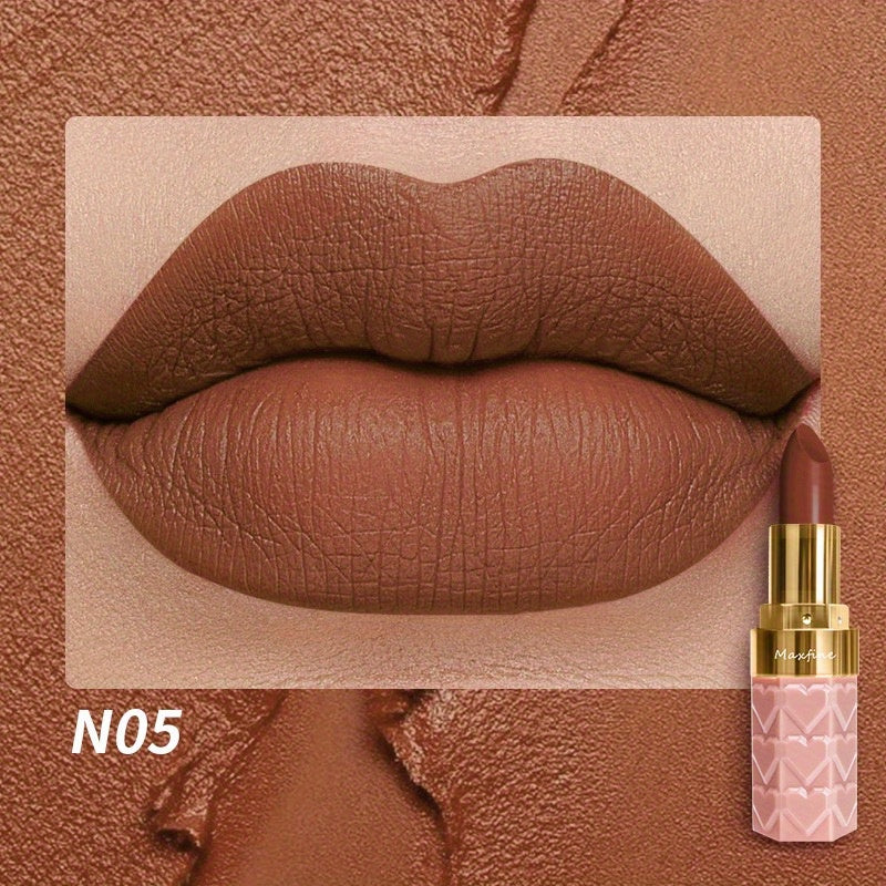 Matte Lipstick Waterproof Long Lasting Anti-Smudge Velvet Lipstick