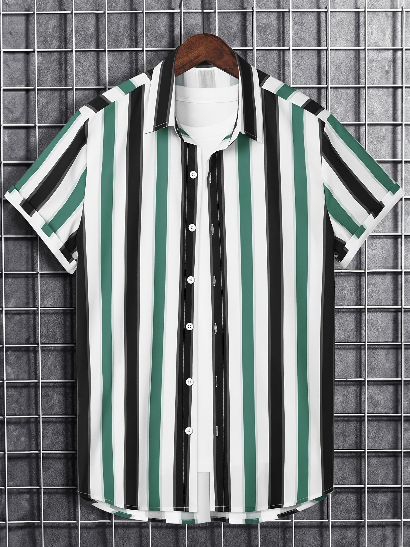 Vertical Stripe Print Men's Casual Short Sleeve Shirt