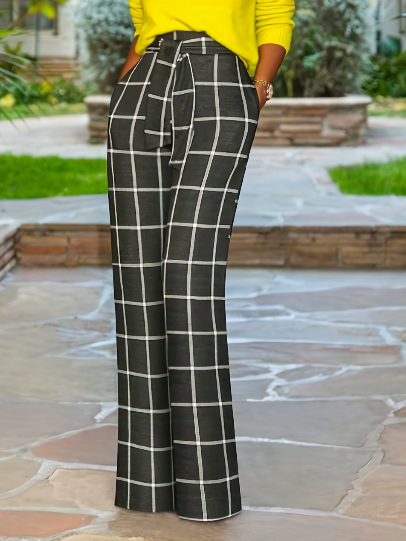  Grid Print Wide Leg Belted Trousers