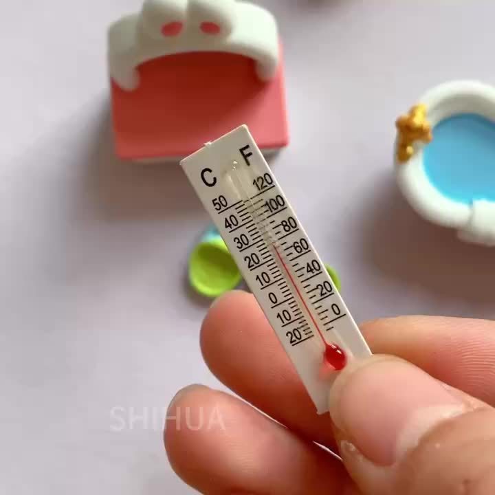 Dollhouse Thermometer 1:12 Scale Realistic Temperature Gauge with Star Boots