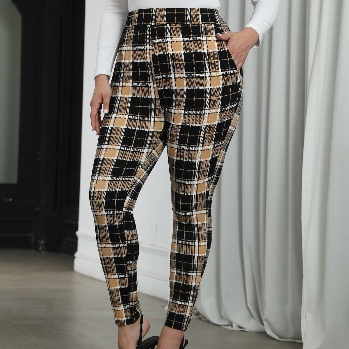 Women's Plus Plaid Print High Rise Skinny Trousers