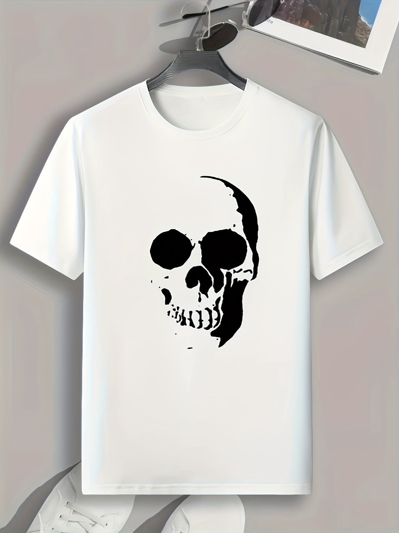 Skull Pattern Print Men's Comfy Sports T shirt Graphic Tee