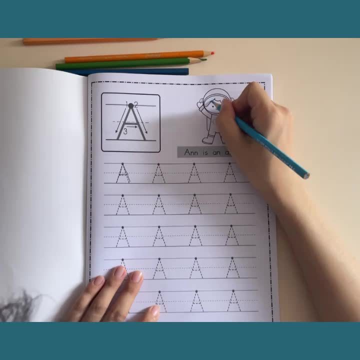 240pcs Kids' English Learning Aid Interactive Sight Word & Writing Practice