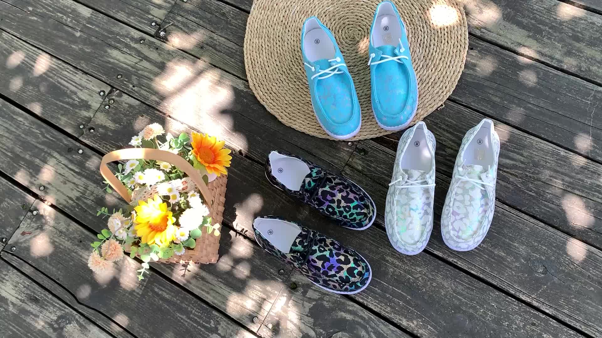 Leopard Print Slip-On Flat Sequins Canvas Shoes
