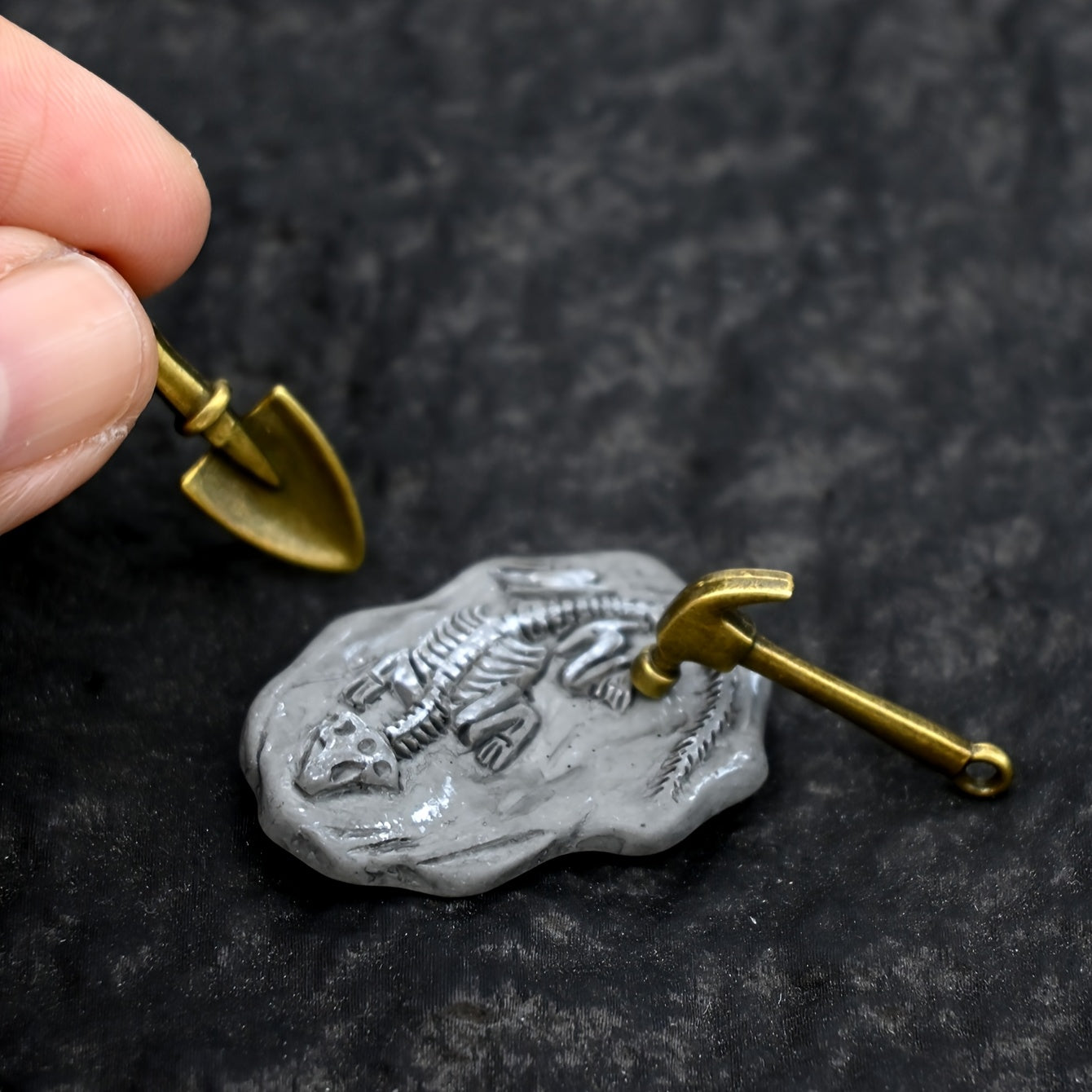 1:12 Scale Dino Excavation Set Miniatures for Dollhouse