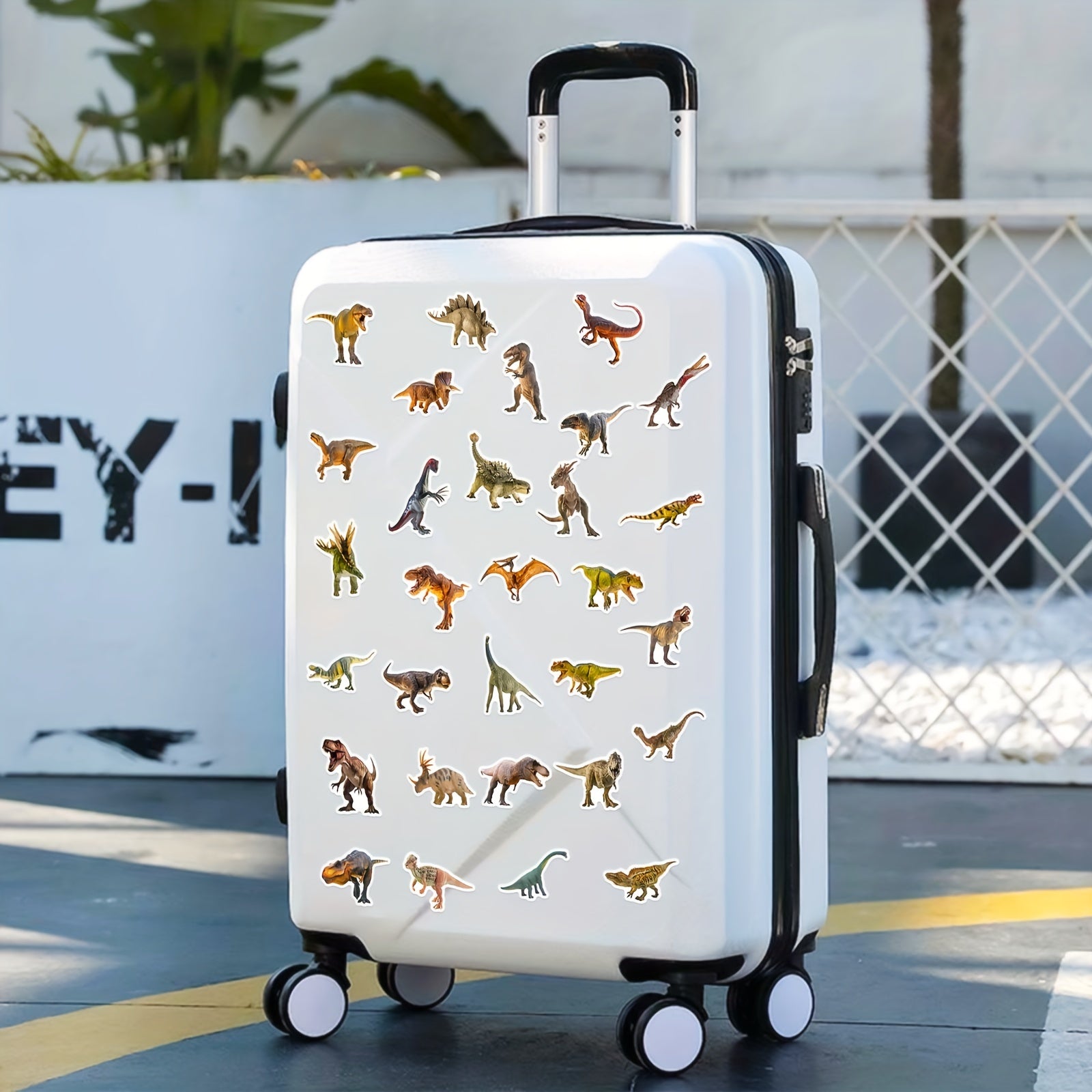 50pcs Realistic Dinosaur Stickers for Luggage Skateboard Motorcycle Decoration