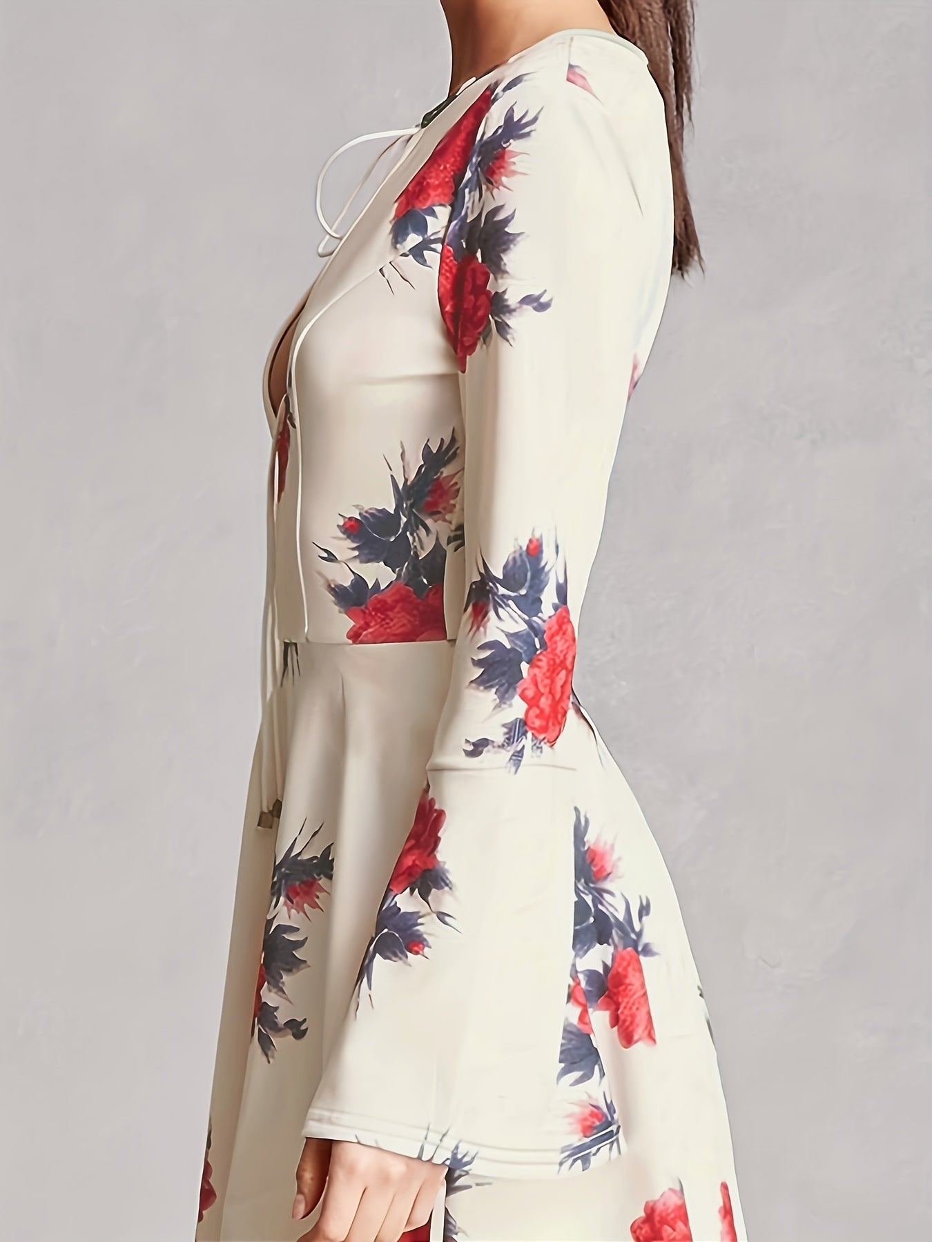  Floral Print Bell Sleeve Mini Dress