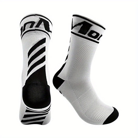 Breathable Sweat Absorbent Mid Calf Cycling Sports Socks