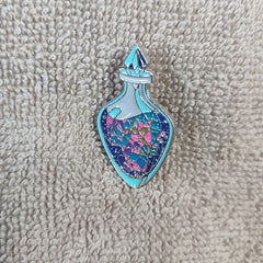 Bottle Shape Brooch Pins for Clothing and Accessories