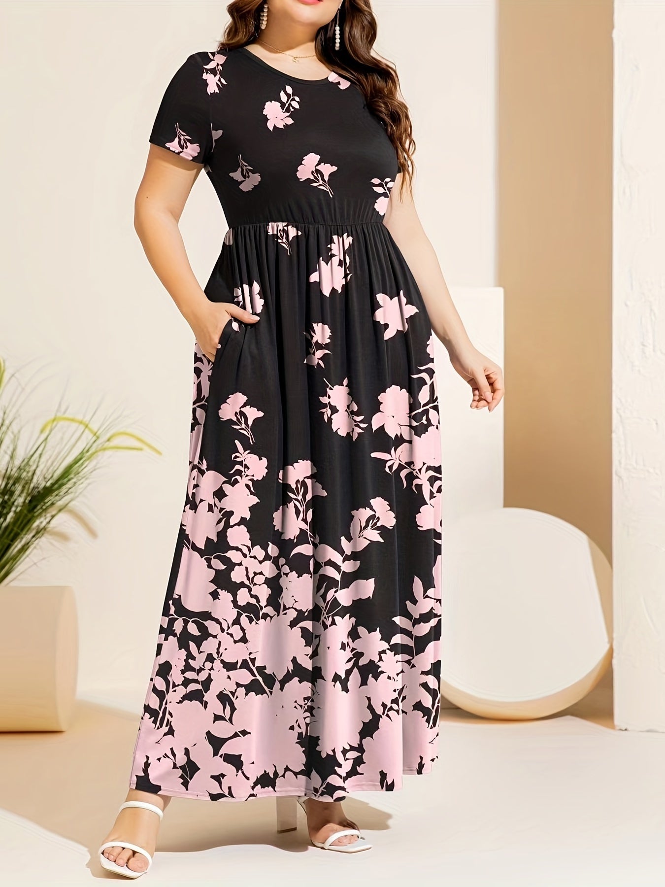 Women's Plus Floral Print Short Sleeve Round Neck Maxi Dress