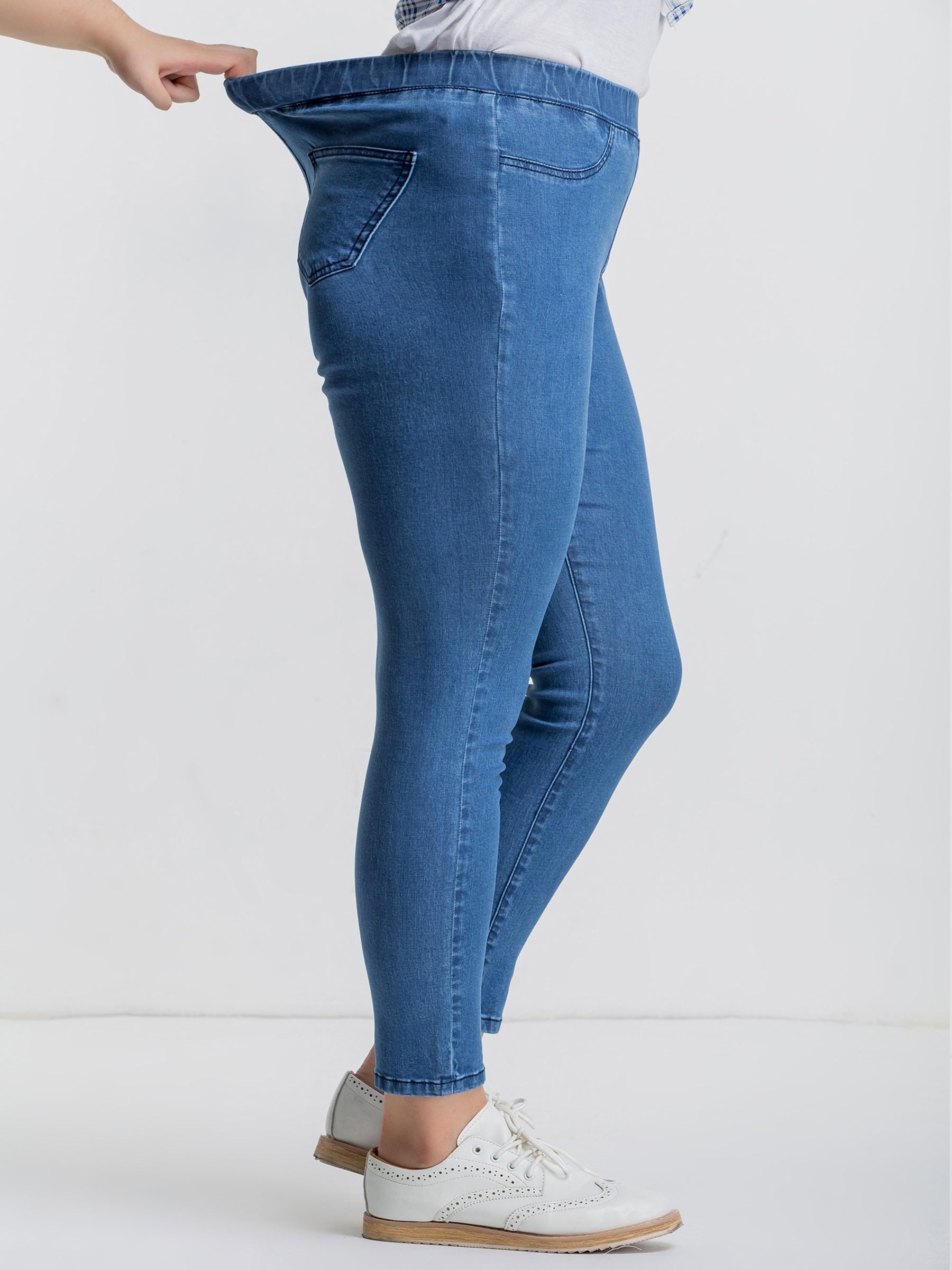  High Stretch Skinny Pocketed Jeans
