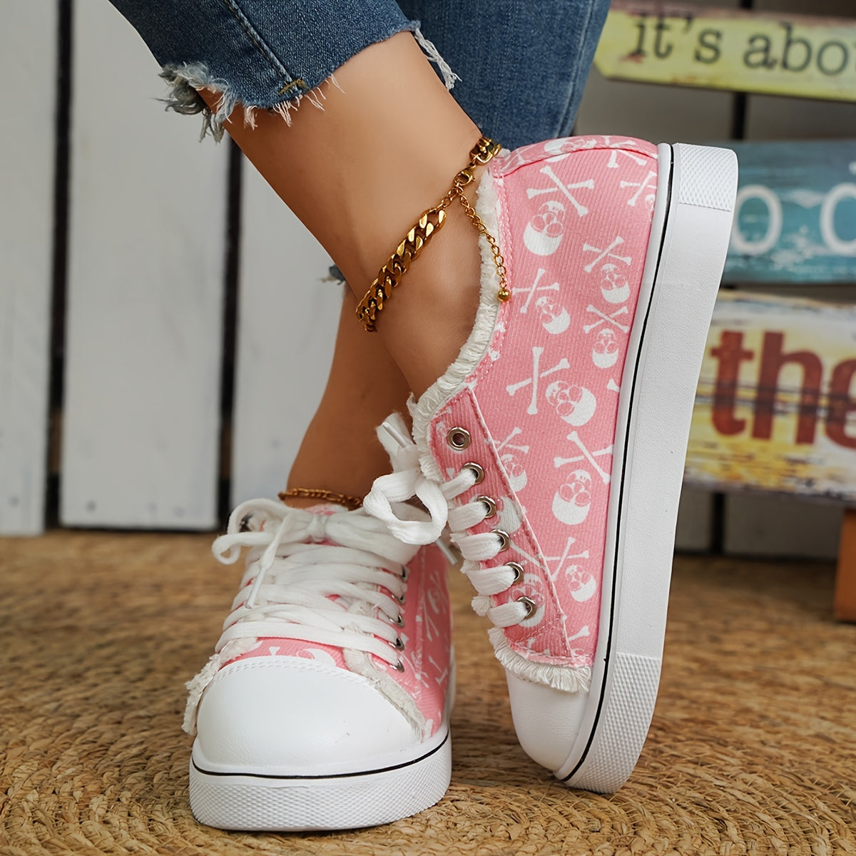 Pink Skull Pattern Sneakers Halloween Lace Up Low Top Flat Canvas Shoes