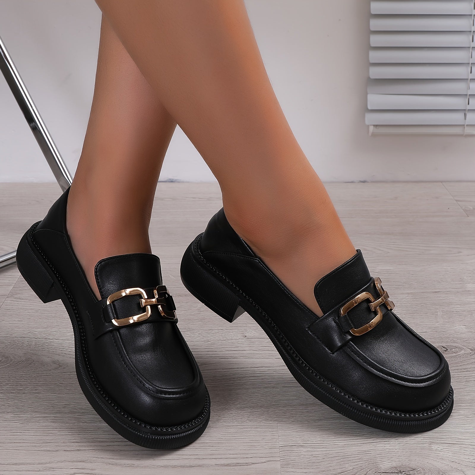 Women's Chain Decor Loafers Slip On Professional Shoes
