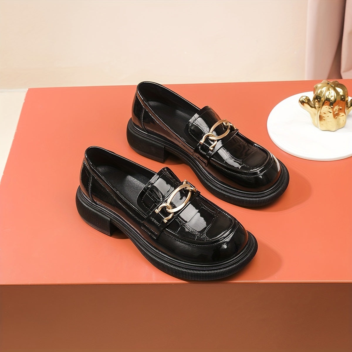 Women's Chain Decor Loafers Chunky Heel Slip On Shoes
