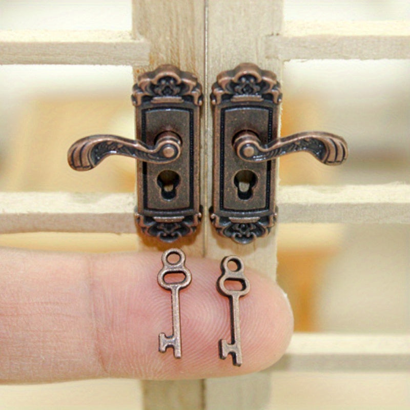 2pcs Mini Dollhouse Vintage Door Lock Key Set 1:12 Scale