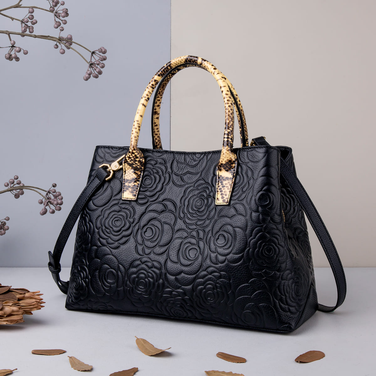Floral Embossed Shoulder Bag Women's Large Zipper Purse