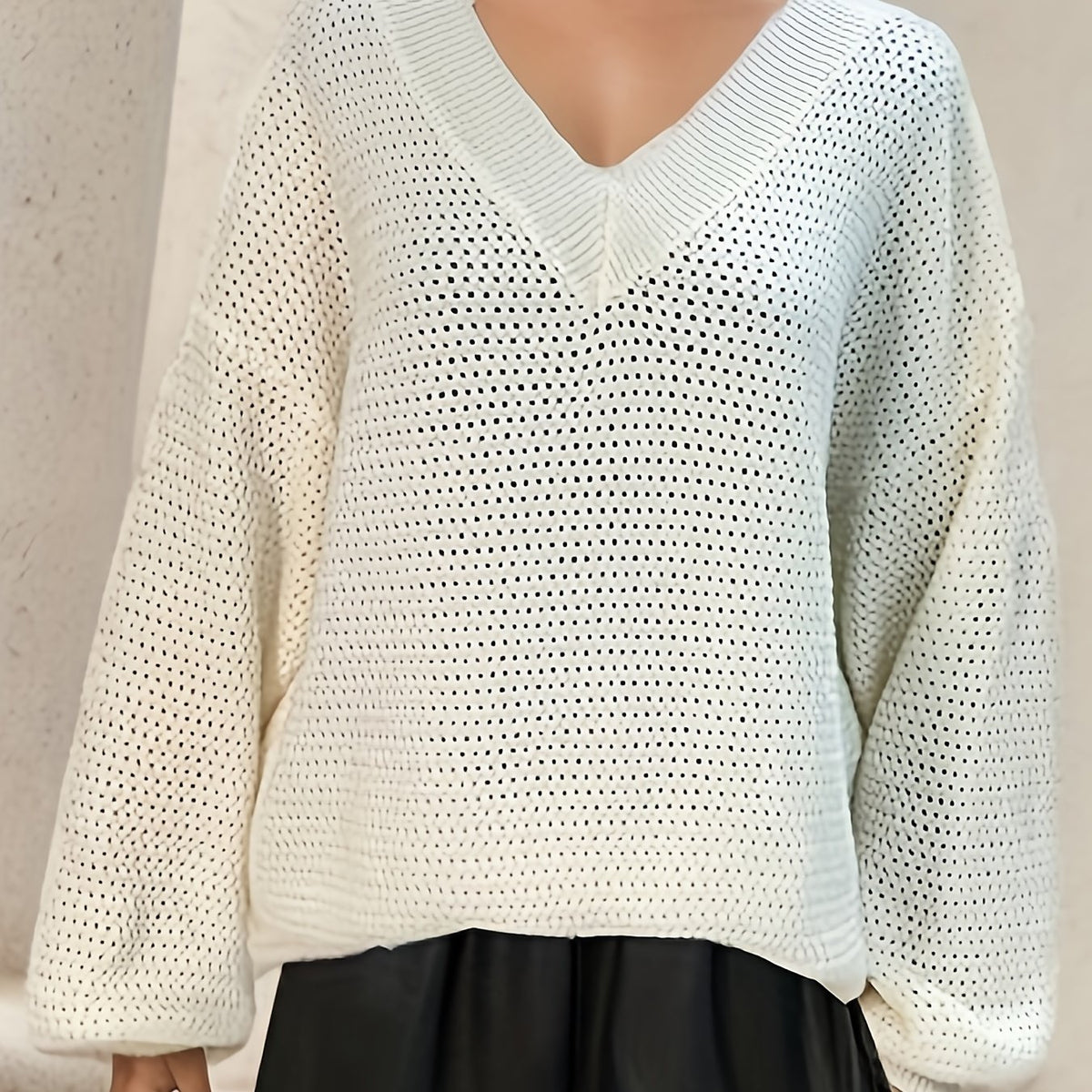  Solid Lantern Sleeve V Neck Sweater