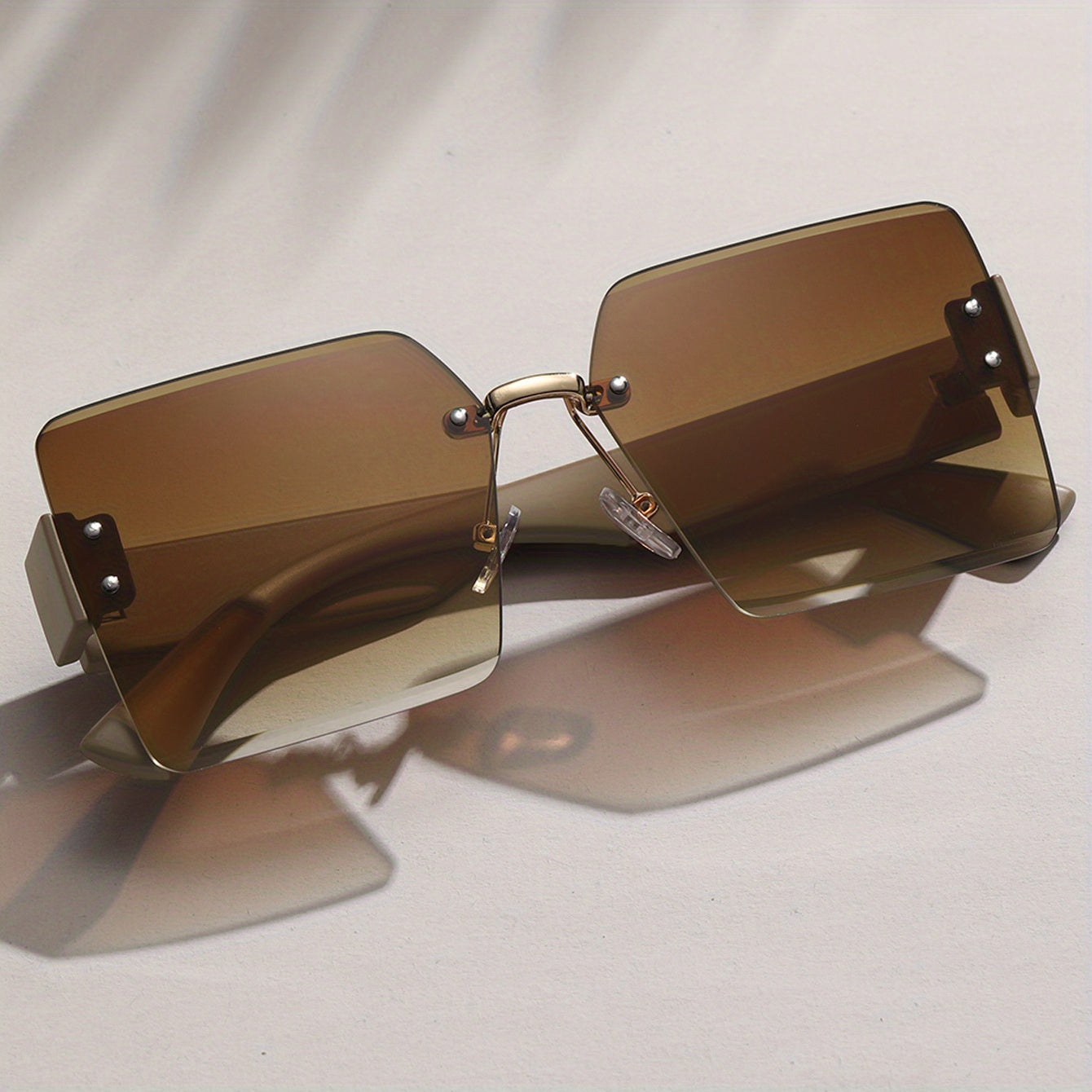 Rivet Gradient Square Sunglasses UV400 Sun Shades