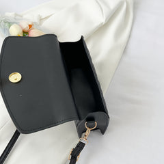 Butterfly Glamour Solid Crossbody Bag with Chain Strap