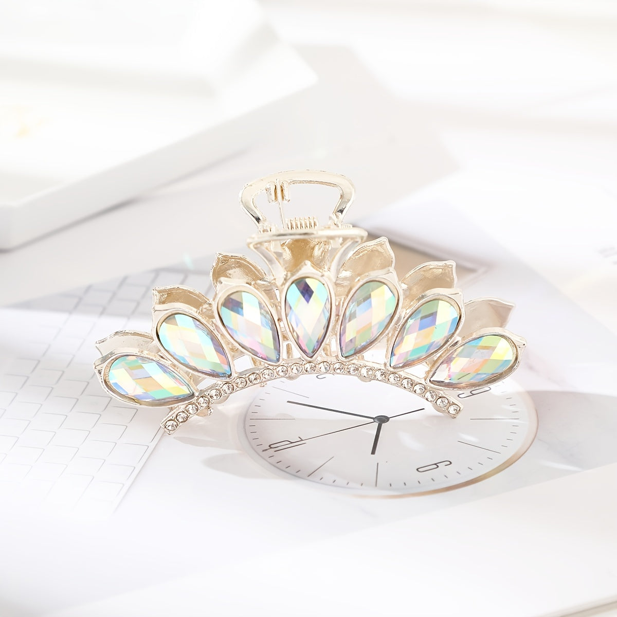 Rhinestone Hair Claw Clip Golden Strong Hold Grip Hair Jaw Clip
