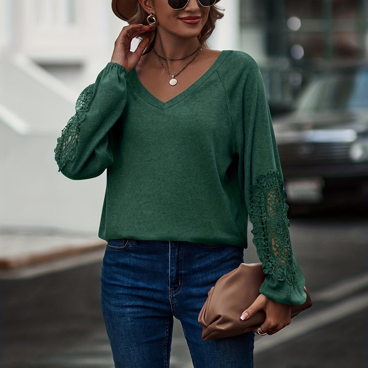 Women's Hollow Out V Neck Lace Panel T-shirt