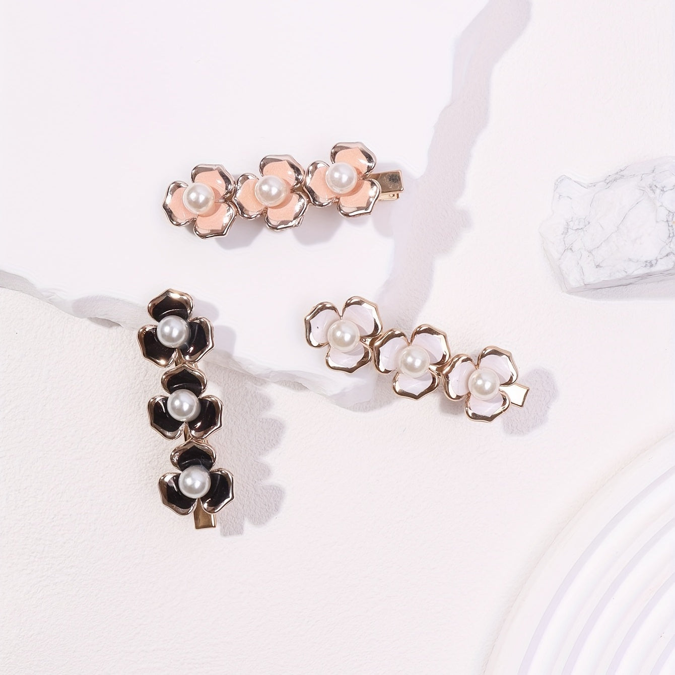 3pcs Sweet Flower Hair Clip Faux Pearl Duck Billed Clip Style Hair Clip