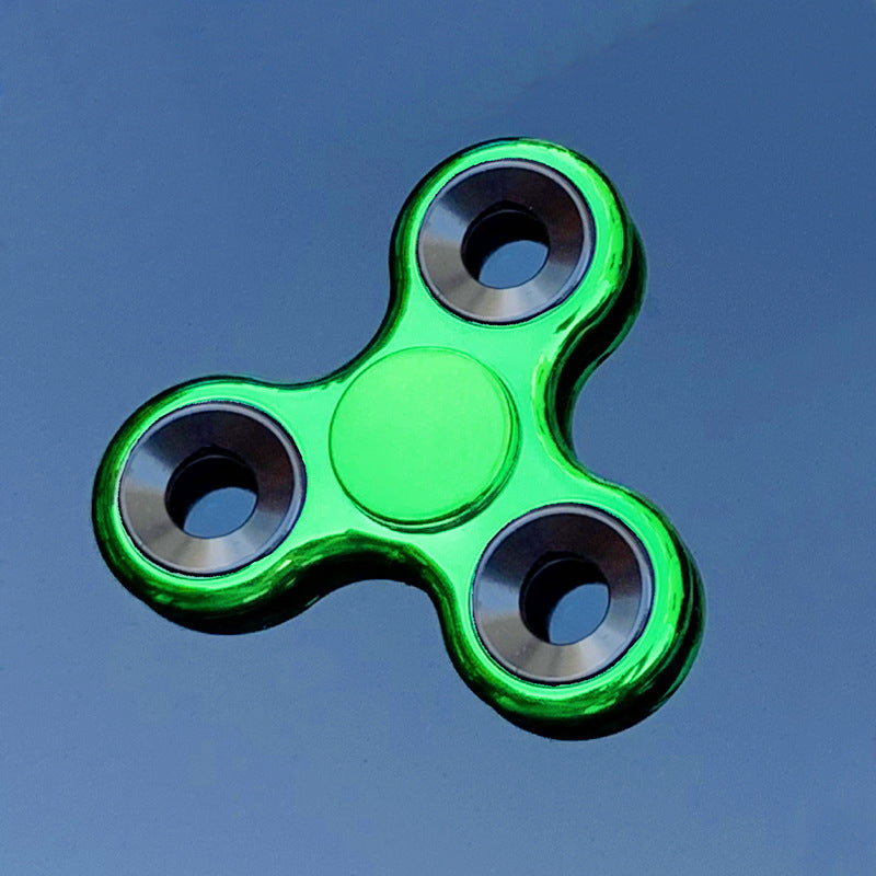 Electroplated Three Leaf Bracket Fingertip Spinner