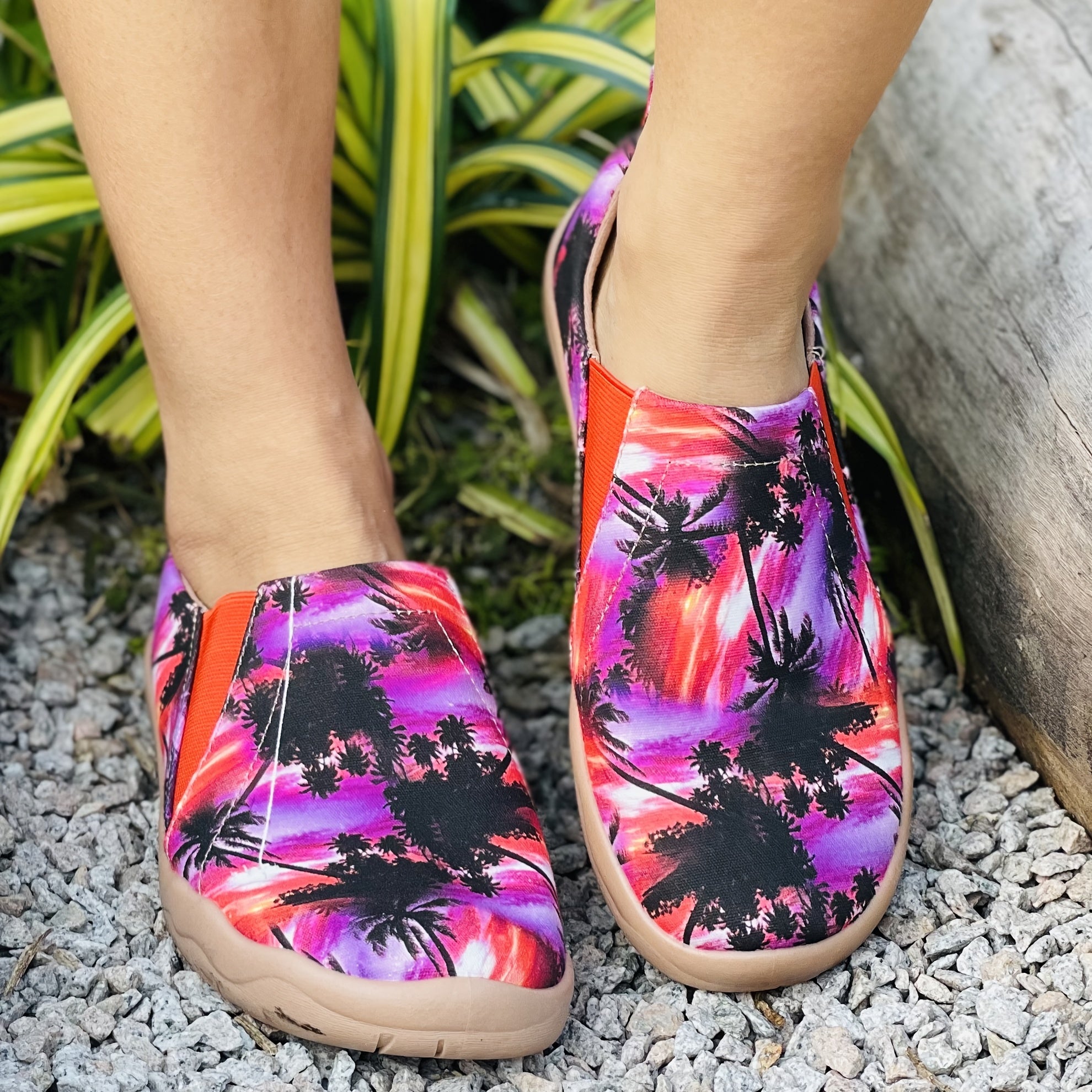 Women's Tie Dye Coconut Tree Slip On Canvas Shoes Lightweight Round Toe Flat