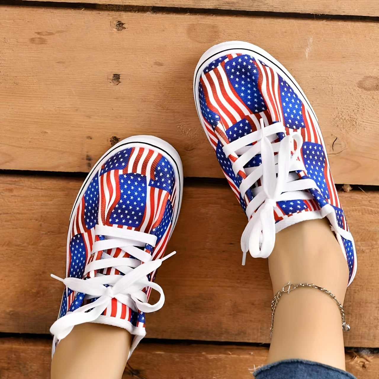 Women's Flag Pattern Canvas Shoes Lace Up Low Lightweight Outdoor Shoes