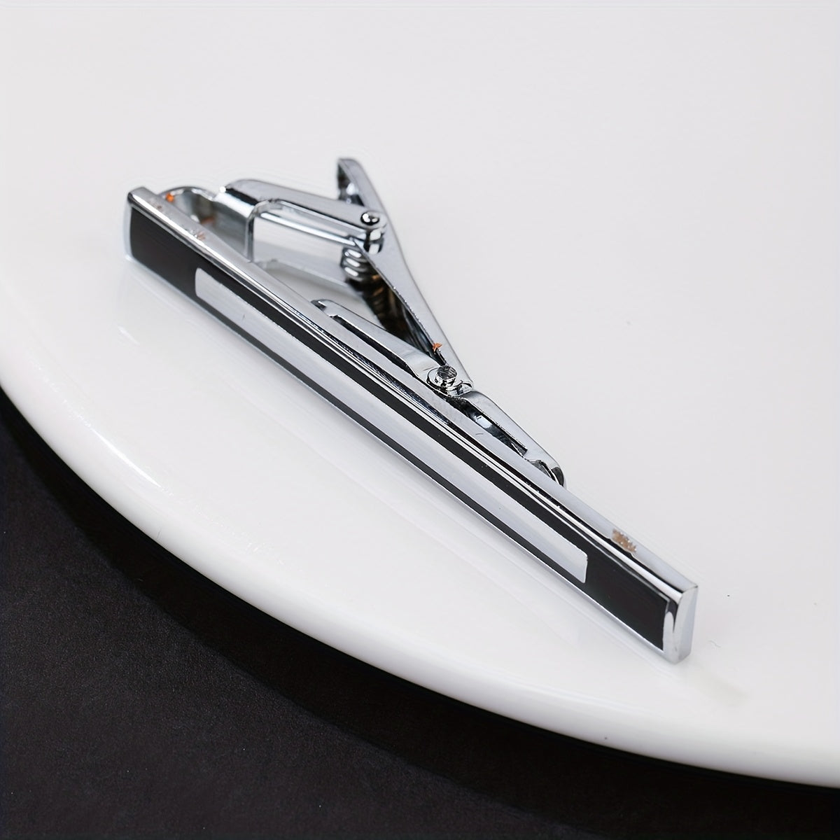 Steel Drip Oil Mirror Tie Clip