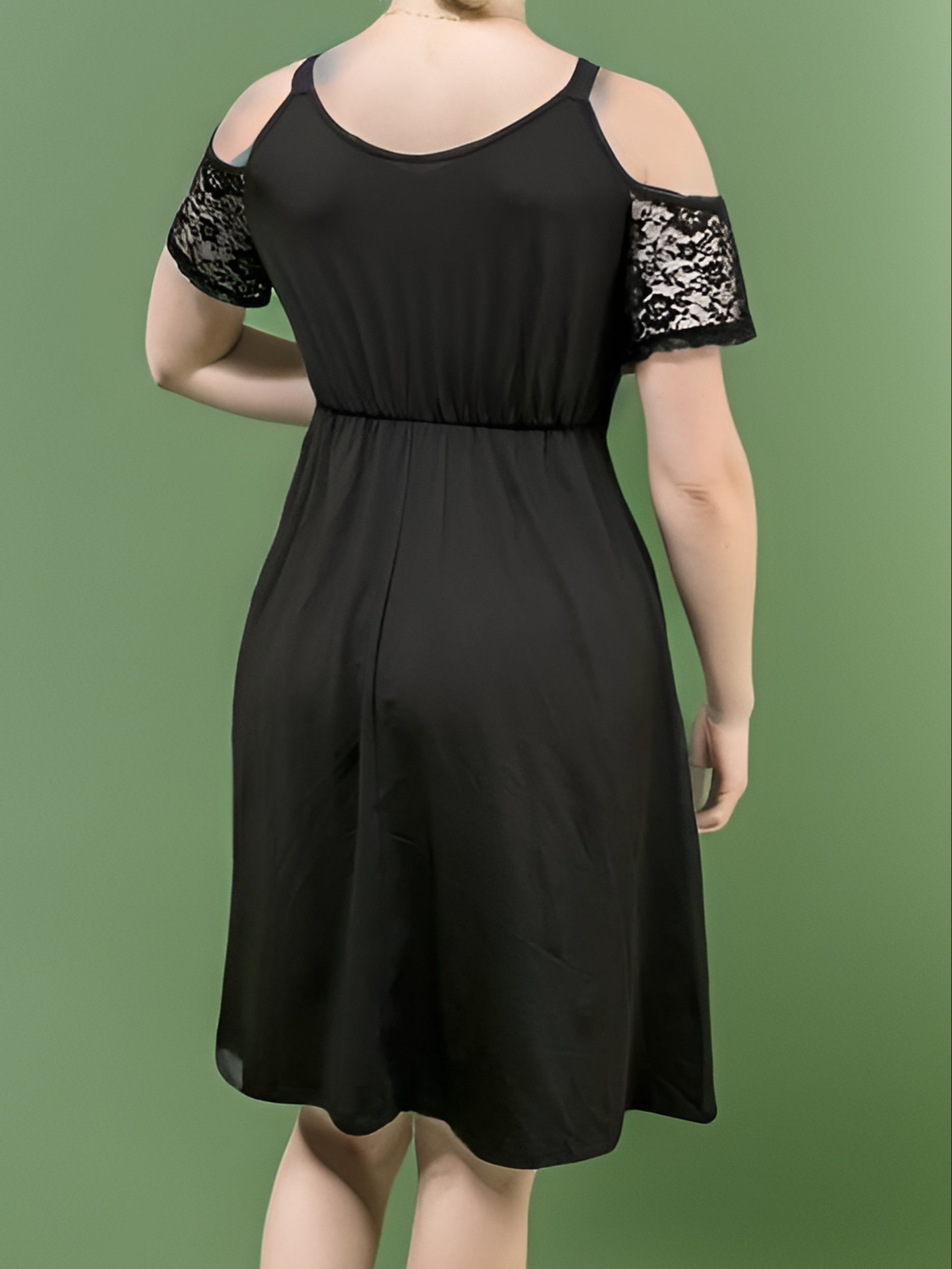  Cold Shoulder Chain Ring Decor Stretch Dress
