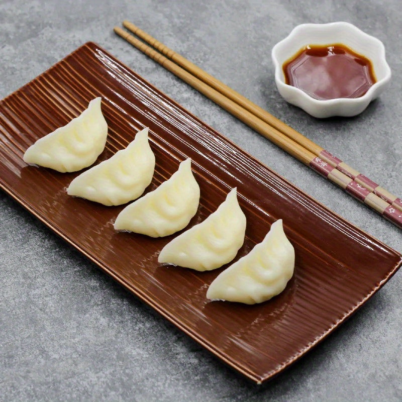 2pcs Realistic Dumpling Models for Party Decor and Restaurant Display