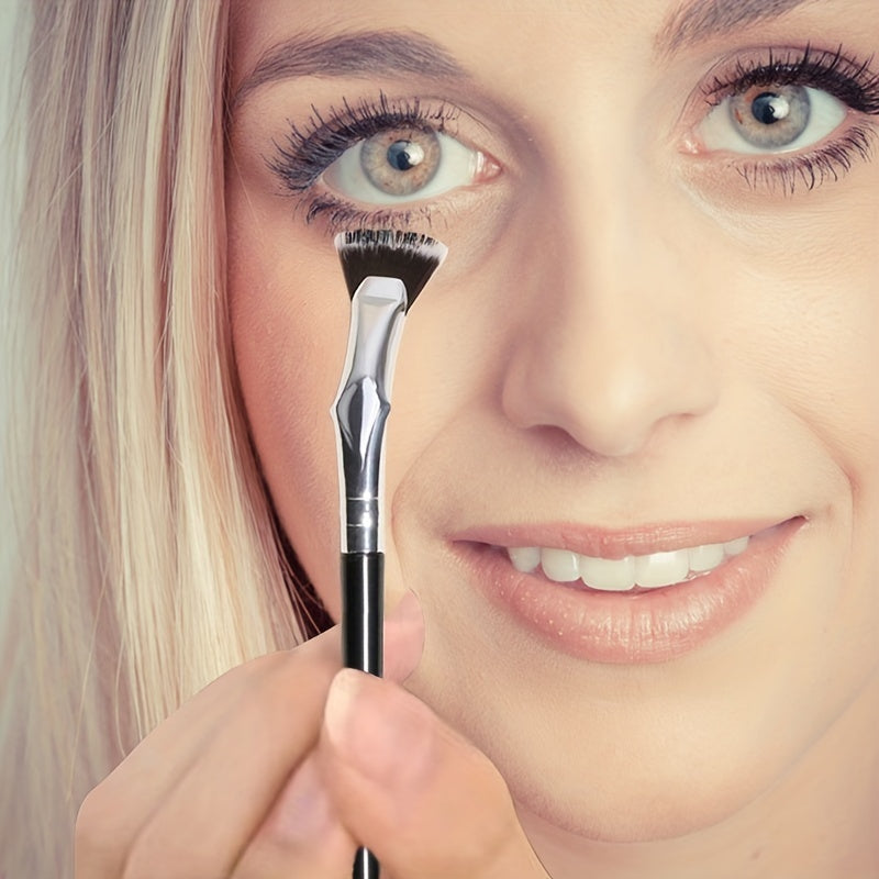 Professional Mascara Fan Brush for Lifted Eyelashes