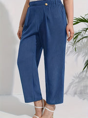  Solid Button Detail High Rise Crop Trousers