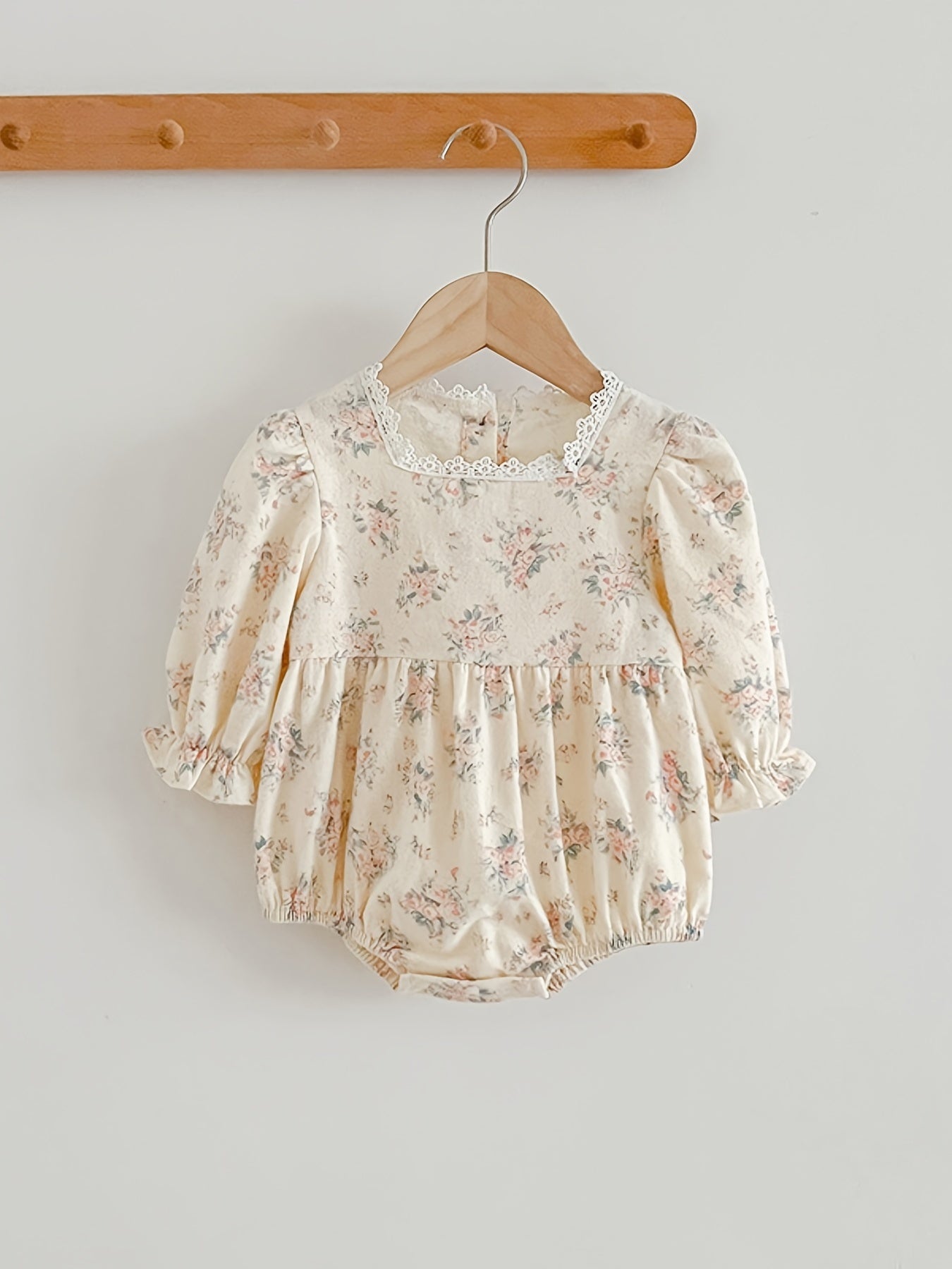 Puffy Sleeve Button Baby Girls Rompers Newborn Bodysuit