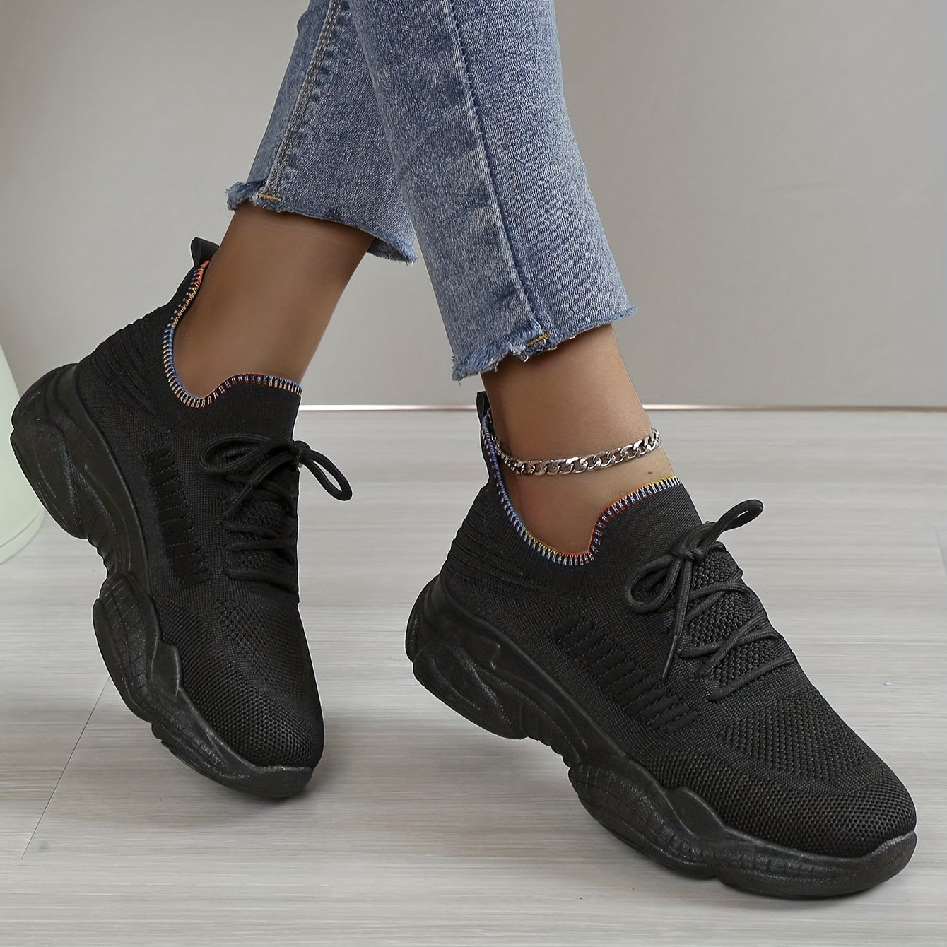 Women's Lace-Up Running Shoes Breathable Outdoor Sneakers