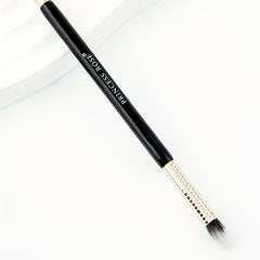 Vegan Eyeshadow Brush for Flawless Makeup Application