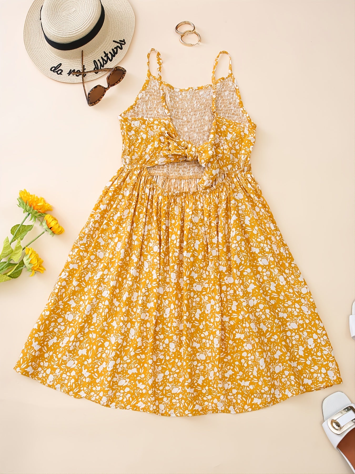  Ditsy Floral Print Ruffled Cami Dress