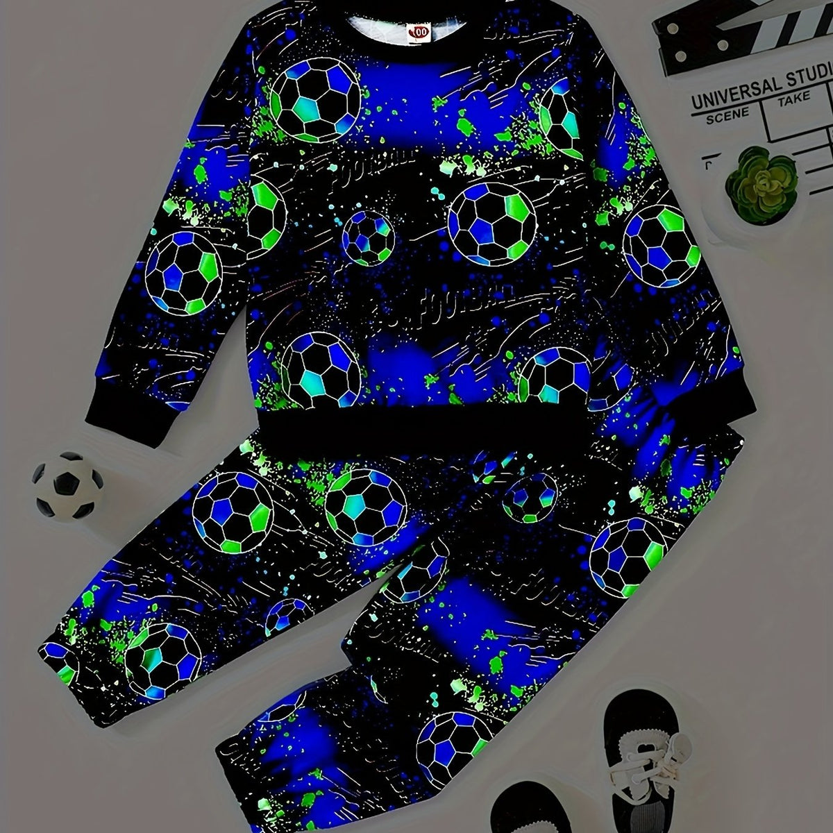 Boy's Soccer Allover Print 2pcs Sweatshirt & Sweatpants Set