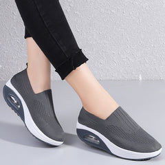 Breathable Slip on Running Sneakers Anti-Slip Air Cushion Casual Shoes