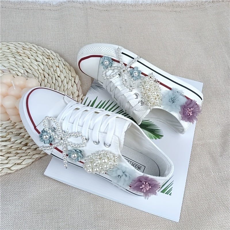 Women's Flower & Pearl Canvas Shoes Lace Up Low Top Sneakers