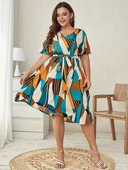  Graphic Print V Neck Dress With Belt