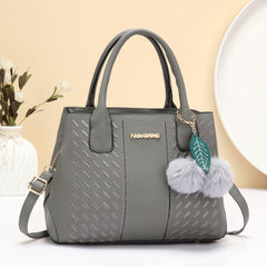 Plaid Tote Bag for Women with Adjustable Strap and Zipper Closure