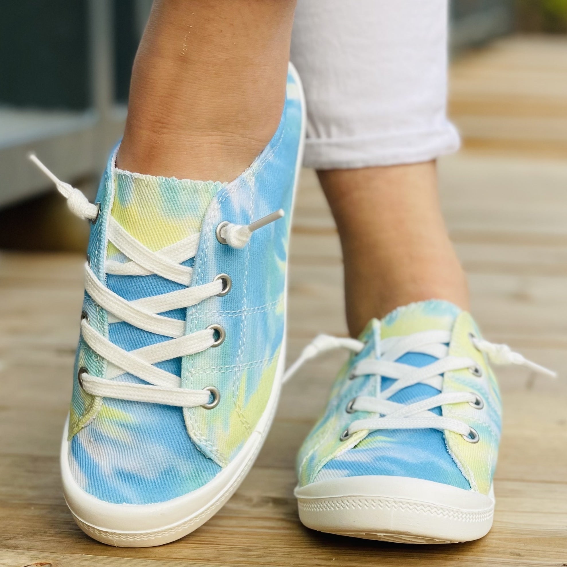 Tie Dye Low Top Flat Shoes Casual Lace Up Canvas Lightweight Walking Sneakers