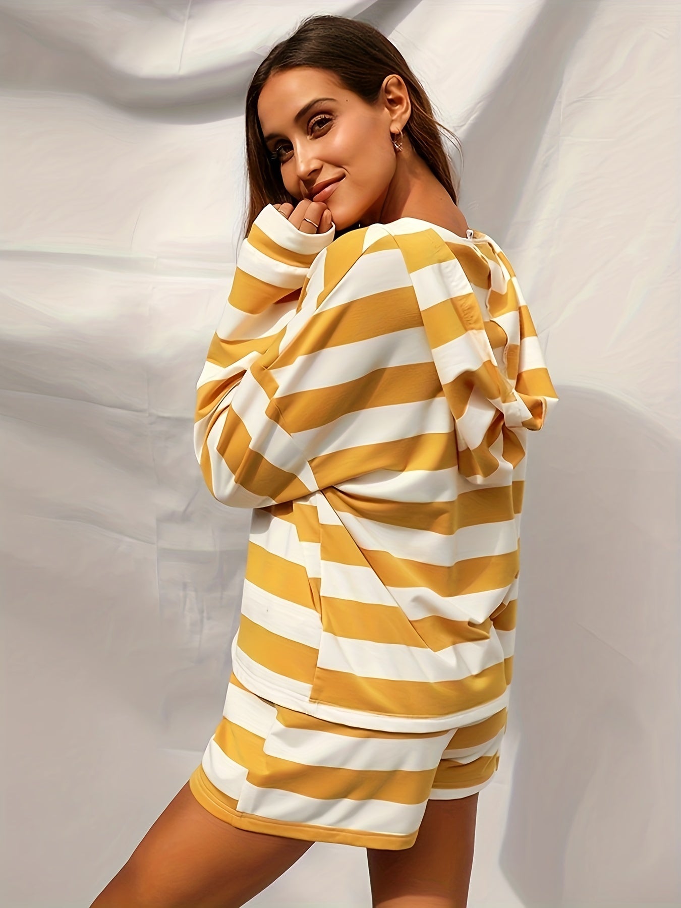 Striped Print Two Piece Set Long Sleeve V Neck Hooded Tops & Drawstring Shorts