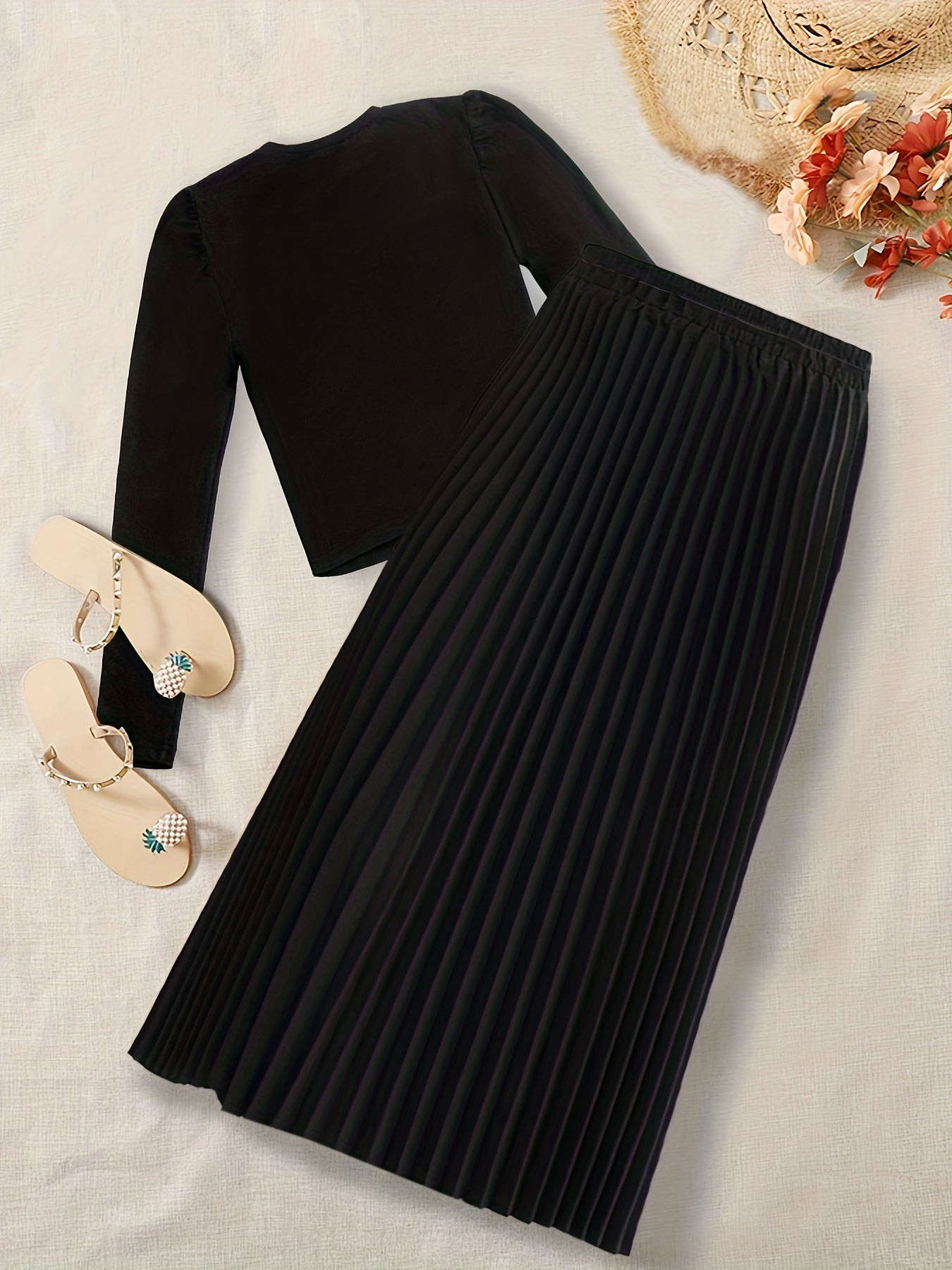 Solid Two piece Set Crew Neck Long Sleeve Tops & Pleated Skirts